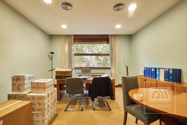 Foto 2 de Oficina en alquiler en Castellana con aire acondicionado y calefacción