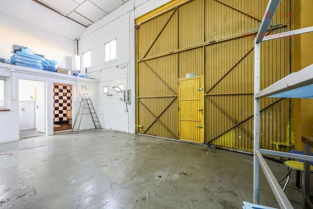 Foto 1 de Nave en venta en Guardia Civil - Zona industrial de 180 m²