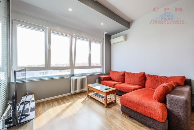 Foto 1 de Alquiler de piso en Simancas de 1 habitación con garaje y muebles