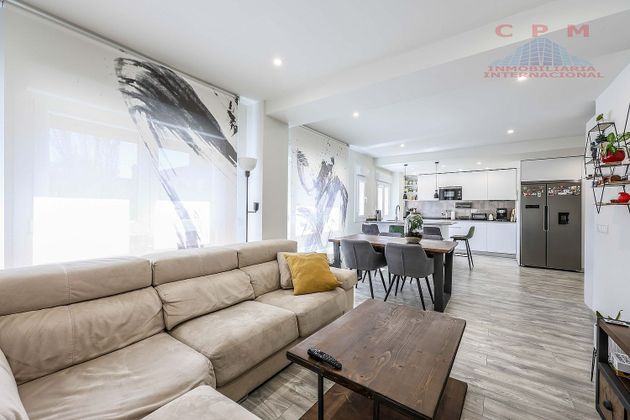 Foto 2 de Piso en alquiler en Almendrales de 3 habitaciones con garaje y aire acondicionado