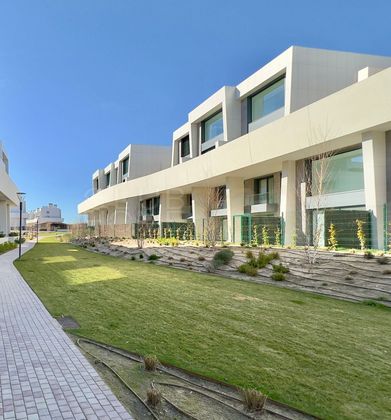Foto 1 de Alquiler de piso en calle Luis Garcia Cereceda de 4 habitaciones con terraza y piscina