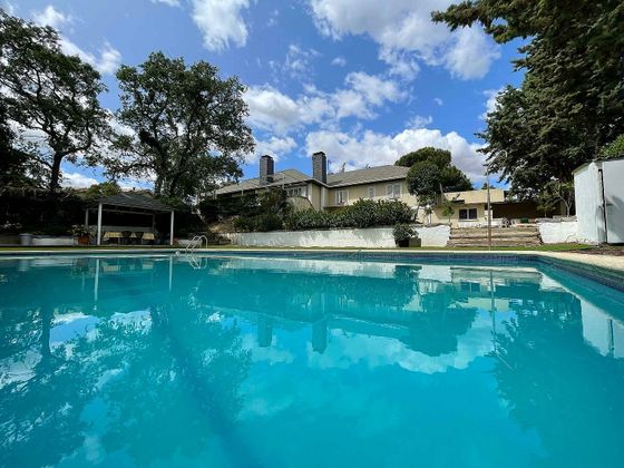 Foto 1 de Xalet en venda a Villafranca del Castillo de 8 habitacions amb piscina i garatge