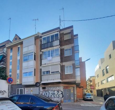 Foto 2 de Piso en venta en Centro Urbano de 2 habitaciones con terraza y aire acondicionado