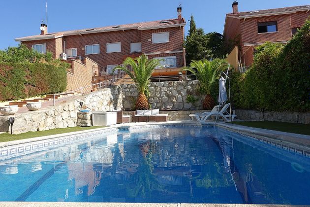 Foto 1 de Casa en venda a Bellavista-Salud y alegría de 6 habitacions amb terrassa i piscina