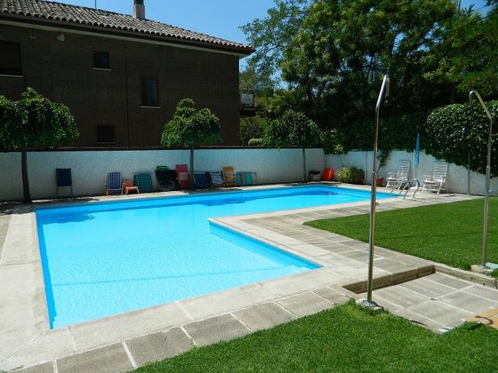 Foto 1 de Pis en lloguer a Castilla de 4 habitacions amb terrassa i piscina