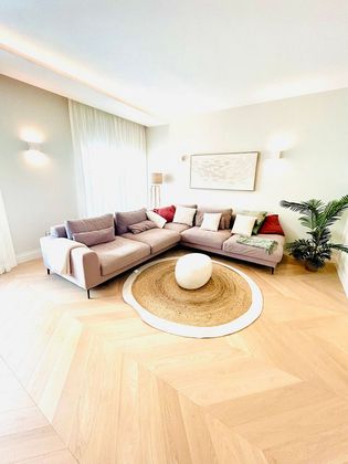 Foto 1 de Alquiler de piso en Cortes - Huertas de 4 habitaciones con muebles y aire acondicionado