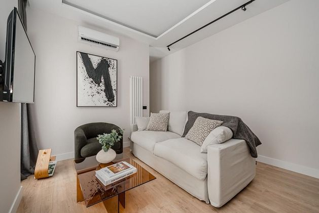 Foto 1 de Pis en venda a calle De la Montera de 3 habitacions amb aire acondicionat i calefacció