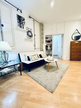 Foto 1 de Piso en alquiler en calle De Manuel Silvela de 1 habitación con terraza y muebles