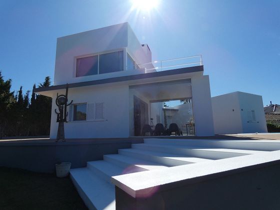 Foto 1 de Xalet en venda a calle Doñana de 5 habitacions amb terrassa i piscina