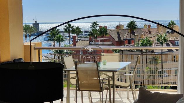 Foto 1 de Pis en lloguer a calle Ribera del Marlín de 2 habitacions amb terrassa i piscina