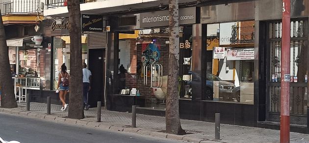 Foto 1 de Alquiler de local en calle Pagés del Corro con aire acondicionado