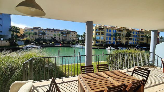 Foto 2 de Pis en venda a calle Isla Carey de 4 habitacions amb terrassa i piscina