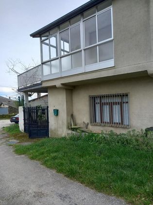 Foto 2 de Casa en venda a Castro Caldelas de 4 habitacions amb terrassa i garatge