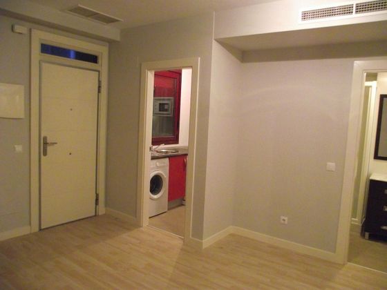 Foto 1 de Piso en venta en Castellana de 2 habitaciones con aire acondicionado y calefacción