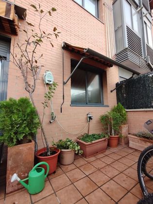 Foto 2 de Piso en venta en Sanchinarro de 2 habitaciones con terraza y piscina