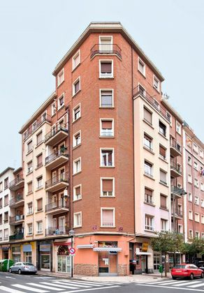 Foto 1 de Venta de piso en Centro - Logroño de 3 habitaciones con balcón y calefacción