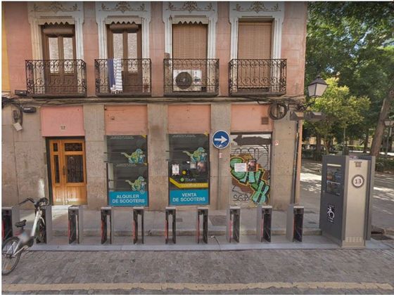Foto 2 de Local en venda a calle Del Conde Duque amb terrassa