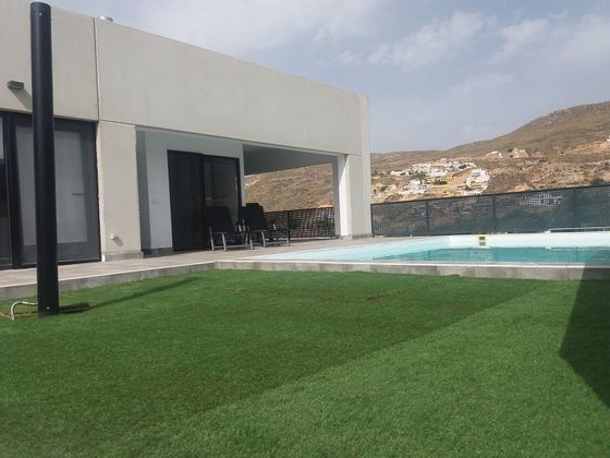 Foto 1 de Chalet en venta en La Envía de 3 habitaciones con terraza y piscina