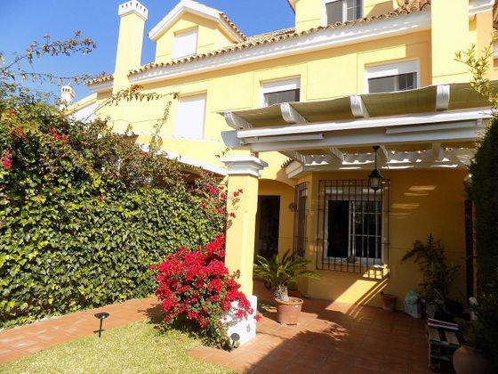 Foto 2 de Alquiler de casa en Vistahermosa  - Fuentebravía de 3 habitaciones con terraza y piscina