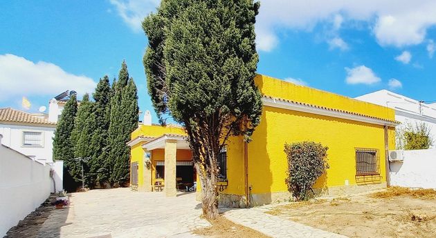 Foto 2 de Xalet en venda a El Juncal - Vallealto de 3 habitacions amb terrassa i jardí