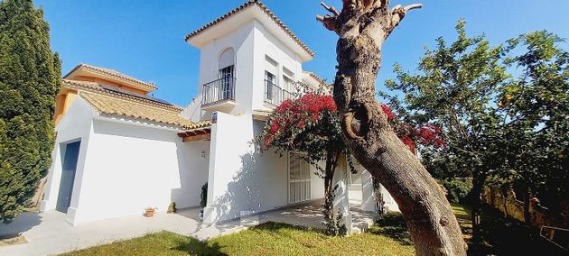Foto 2 de Xalet en lloguer a Vistahermosa  - Fuentebravía de 4 habitacions amb terrassa i jardí
