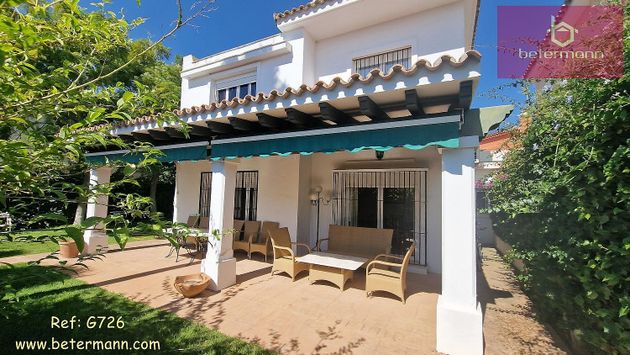 Foto 2 de Xalet en venda a Vistahermosa  - Fuentebravía de 5 habitacions amb terrassa i garatge