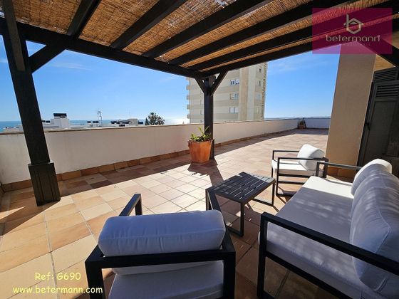 Foto 2 de Àtic en lloguer a Vistahermosa  - Fuentebravía de 2 habitacions amb terrassa i piscina