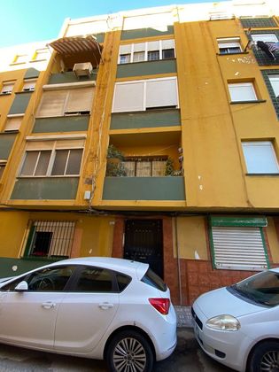 Foto 1 de Venta de piso en calle Balmes de 2 habitaciones y 64 m²
