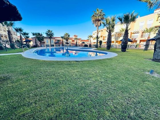Foto 2 de Piso en venta en avenida De Las Cumbres de 2 habitaciones con terraza y piscina