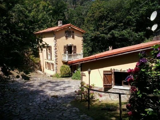 Foto 1 de Casa en venda a calle Barrera de Vivigo de 4 habitacions amb terrassa i jardí