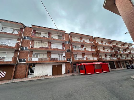 Foto 2 de Pis en venda a Valencia de Don Juan de 2 habitacions amb terrassa i calefacció