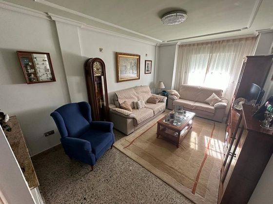 Foto 2 de Casa en venda a Ciudad Jardín - Tagarete - El Zapillo de 5 habitacions amb terrassa i aire acondicionat