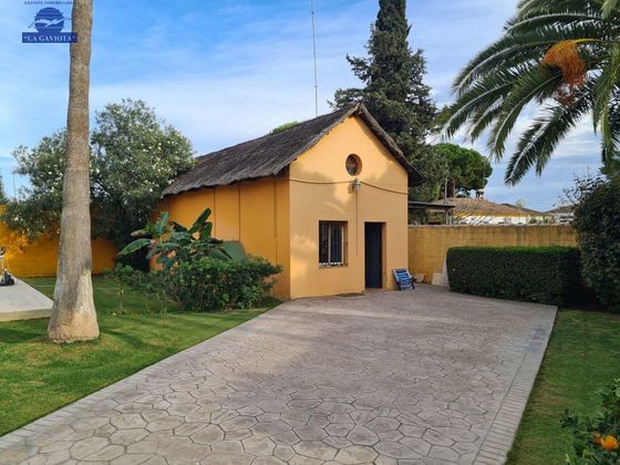Foto 2 de Xalet en venda a Las Lagunas - Campano de 4 habitacions amb terrassa i piscina