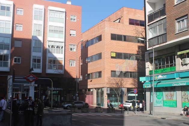 Foto 1 de Oficina en alquiler en calle Lopez de Hoyos con garaje y ascensor