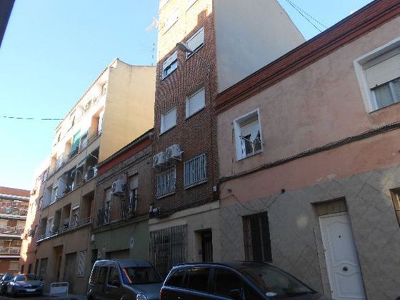 Foto 1 de Piso en alquiler en calle De Maese Nicolás de 2 habitaciones con calefacción