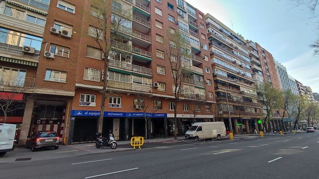 Foto 1 de Piso en alquiler en calle Del Poeta Joan Maragall de 4 habitaciones con terraza y aire acondicionado