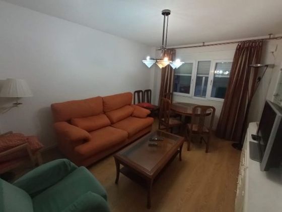 Foto 1 de Piso en alquiler en calle De Servando Batanero de 3 habitaciones con terraza y muebles