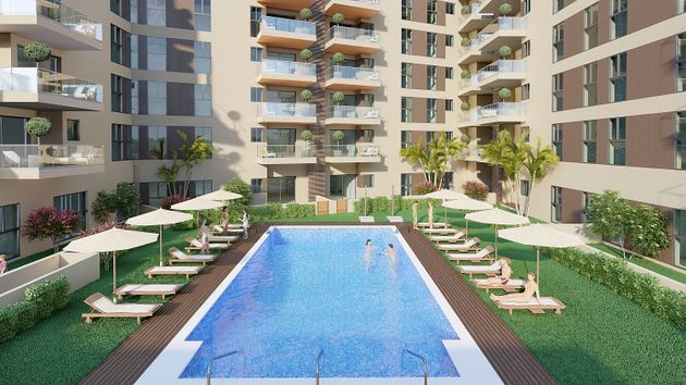 Foto 2 de Àtic en venda a avenida Reino de España de 3 habitacions amb terrassa i piscina