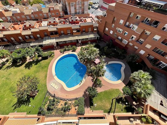 Foto 1 de Àtic en venda a calle Garcia de Villarroel de 3 habitacions amb terrassa i piscina