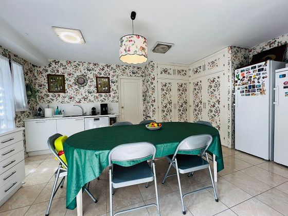 Foto 2 de Dúplex en venda a El Soto de la Moraleja de 6 habitacions amb terrassa i piscina