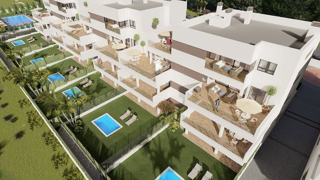 Foto 2 de Ático en venta en calle Alcalde Guillermo Verdejo de 4 habitaciones con terraza y piscina