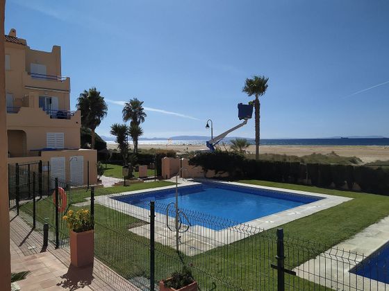 Foto 1 de Venta de dúplex en Tarifa de 2 habitaciones con terraza y piscina