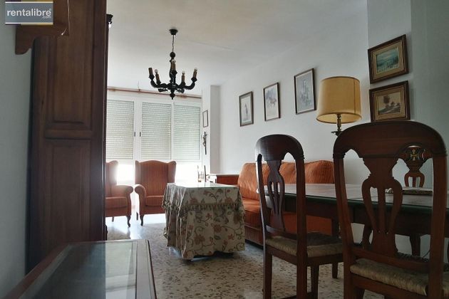 Foto 2 de Pis en venda a Centro-Calzada-Cabo Noval de 3 habitacions amb terrassa i aire acondicionat