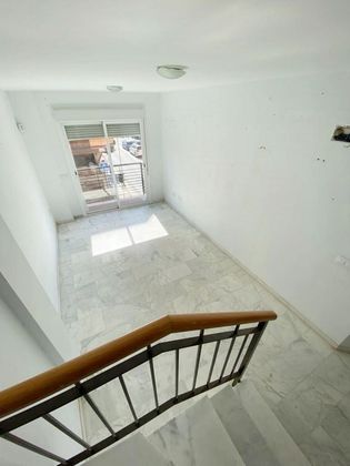 Foto 1 de Dúplex en venda a Santa Rosa - Valdeolleros de 2 habitacions amb terrassa i balcó