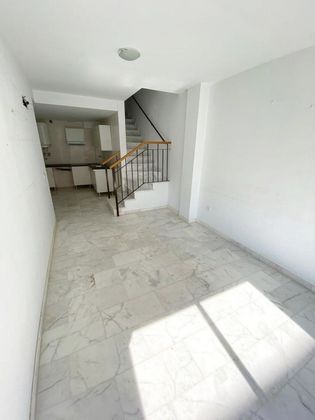Foto 2 de Dúplex en venda a Santa Rosa - Valdeolleros de 2 habitacions amb terrassa i balcó
