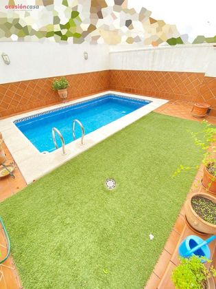 Foto 1 de Venta de casa en Arroyo del Moro - Noreña de 5 habitaciones con terraza y piscina