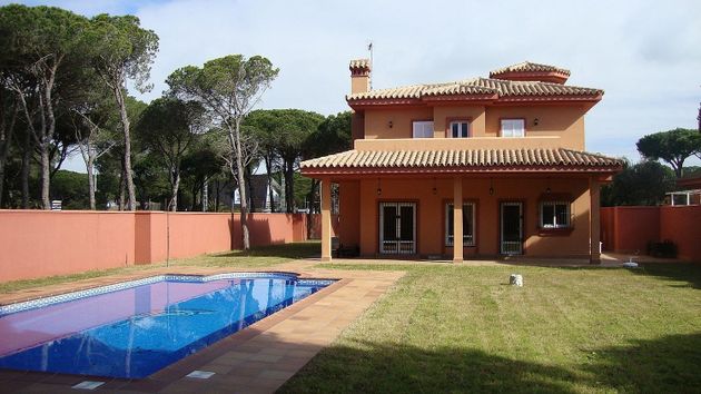 Foto 2 de Xalet en venda a Sancti Petri - La Barrosa de 4 habitacions amb piscina i jardí
