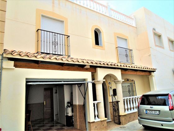 Foto 2 de Xalet en venda a Carboneras de 5 habitacions amb terrassa i garatge