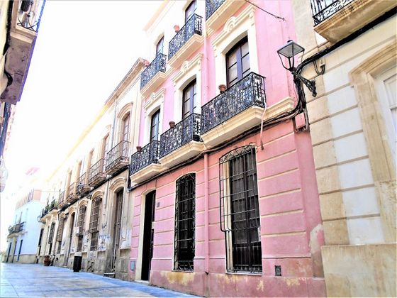 Foto 1 de Xalet en venda a calle Emilio Ferrera de 4 habitacions amb terrassa i aire acondicionat
