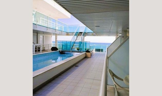 Foto 1 de Venta de piso en calle Roncaores de 2 habitaciones con terraza y piscina
